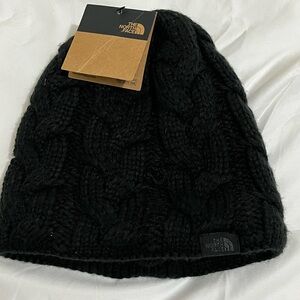 The North Face Cable Beanie Winter Hat Womens One Size New with Tags